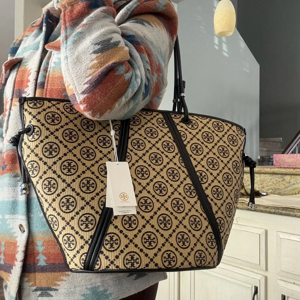 New Tory Burch large tote